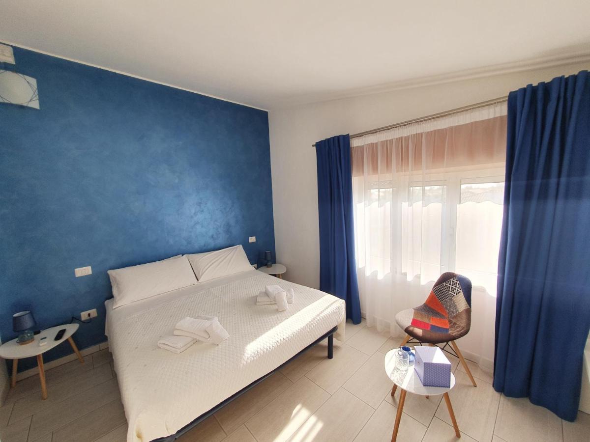Blue Velvet Rooms Tortoli Luaran gambar